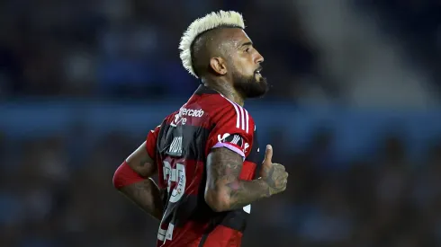 Arturo Vidal vive su momento más duro en el Flamengo, pero en Chile recibió el cariño que no tiene en Brasil. Foto: Getty Images