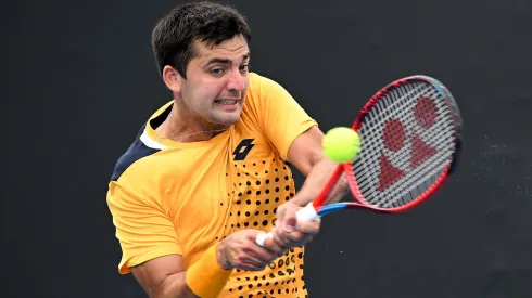 Tomás Barrios debutó con un gran triunfo en la Qualy de Roland Garros.