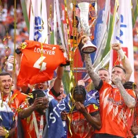 Se desvaneció en el partido: Capitán celebra el histórico ascenso  del Luton Town a la Premier League