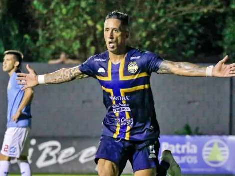Lucas Barrios llega a su cuarto gol en Paraguay tras volver del retiro