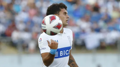 Saavedra manifestó sus deseos de salir y la UC le dio el visto bueno