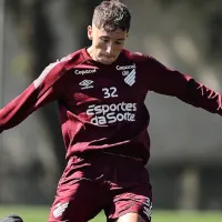 Triste momento de Arriagada en Athletico Paranaense