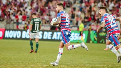 Lucero aprovechó un rebote en el área rival para volver al gol tras 53 días.