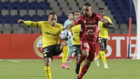 Ñublense derrotó a Aucas en el duelo jugado en Chile.