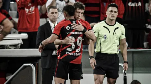 Luciano Arriagada podría verse beneficiado por un traspaso del Barcelona de España. ¿Por qué? ¡Acá los detalles!