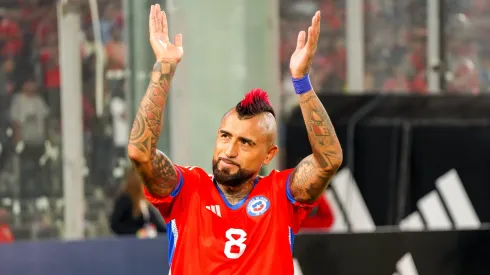 Vidal ni piensa en un retiro de la Roja