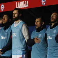 ¿Welasilo? Medel y Brereton protagonizan hilarante momento en el himno