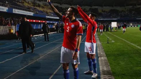 Matías Zaldivia se estrenó en la selección chilena de Eduardo Berizzo, haciendo dupla con Rodrigo Echeverría.