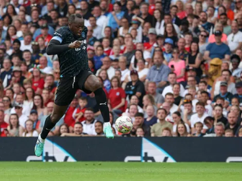 Usain Bolt anota golazo en partido benéfico en Old Trafford