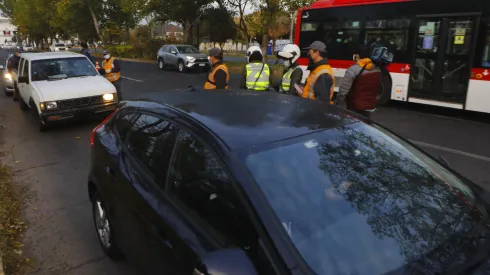 Revisa los vehículos que no podrán transitar desde el 12 al 16 de junio.