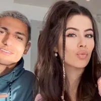 La profe de inglés que la rompe con los futbolistas