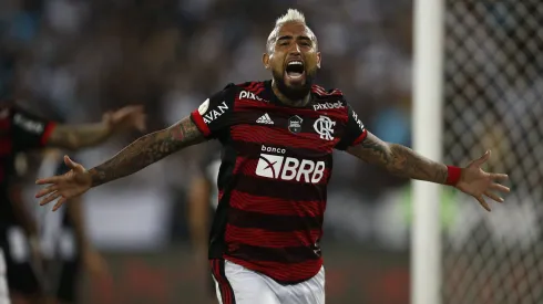 Arturo Vidal vuelve a sonar en Boca Juniors tras su anuncio de salida del Flamengo.