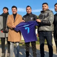\'La leyenda continúa\': SAU oficializa el regreso de Esteban Paredes