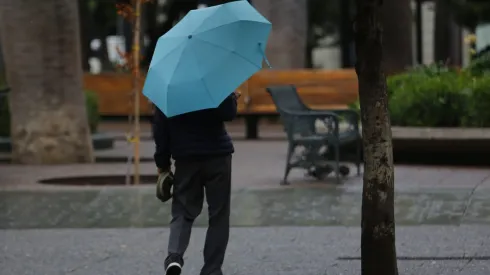 Se pronostican los primeros eventos de lluvia invernal esta semana en Santiago.