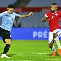 Uruguay recibirá a Chile con varias bajas