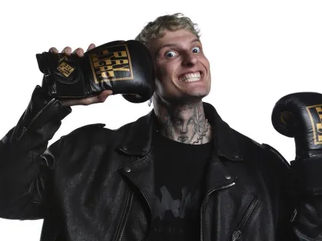 Misho, rival de Shelao, se luce con la camiseta de Colo Colo