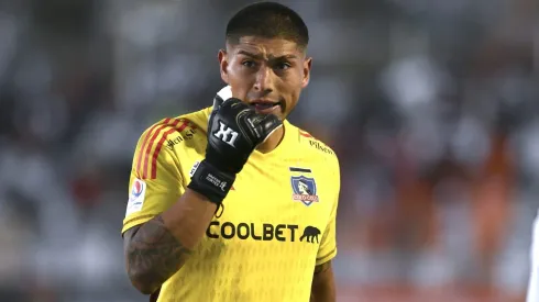 Cortés volvió de la Roja directo al banco de suplentes en el Cacique.