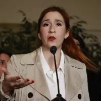 Revolución Democrática pide congelar militancia de Catalina Pérez