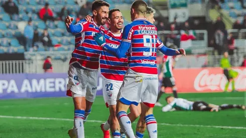 Juan Martín Lucero sentenció el triunfo de Fortaleza que elimina a Palestino de Copa Sudamericana.