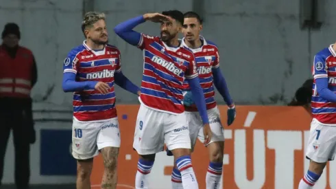 Juan Martín Lucero regresó a Chile tras su polémica salida de Colo Colo. Y lo hizo con goles y pifias desde las tribunas.