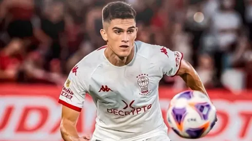 El chileno Guillermo Soto no pudo estar en Huracán por problemas físicos, y recibió una ácida crítica de un compañero.