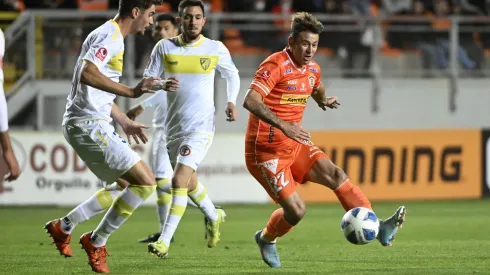 Roberto Gutiérrez se molestó con los dichos de Óscar Wirth por un supuesto arreglín entre el plantel de Cobreloa y Copiapó.