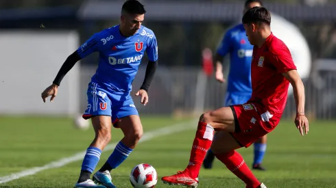 Leandro Fernández regresó en el amisto ante Curicó Unido.