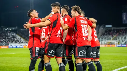 ¿Por qué Colo Colo juega de rojo si es local?