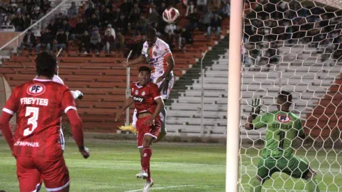 Unión La Calera y Cobresal se enfrentan en el Nicolás Chahuán Nazar.