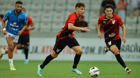 El ex Colo Colo busca relanzar su carrera en Brasil