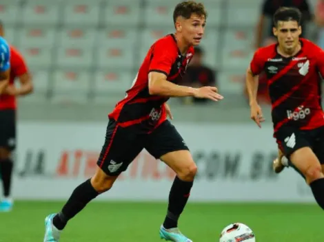 Luciano Arriagada agarra titularidad en Brasil