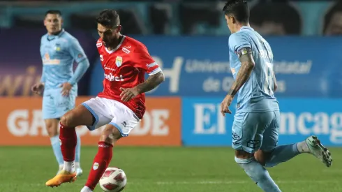 Joaquín Larrivey jugó sus primeros minutos en Magallanes. ¡Y celebró una victoria!