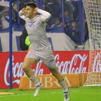 DT de Vélez le apunta al gol de Galdames que estalló la polémica