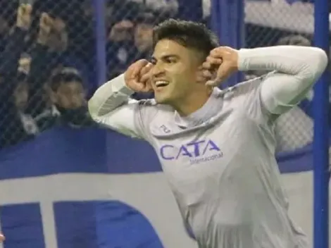 Jugadores de Vélez condenan festejo de Galdames