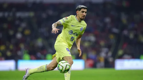 Diego Valdés fue premiado como el mejor mediocampista ofensivo de México.