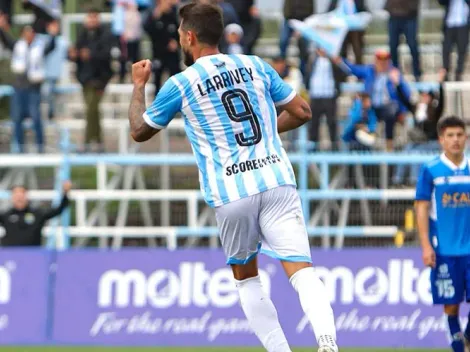 Un show de Larrivey mete a Magallanes en semifinales