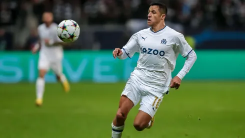 Alexis Sánchez tiene molesta la prensa francesa por no renovar con el Olympique de Marsella.