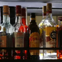 ¿Cómo serán los nuevos sellos que tendrán las bebidas alcohólicas?