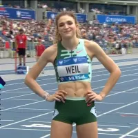 Martina Weil rompe récord nacional a nada de Santiago 2023