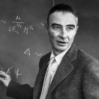 ¿Quién fue J. Robert Oppenheimer? La cinta sobre su trabajo se estrena está semana en Chile