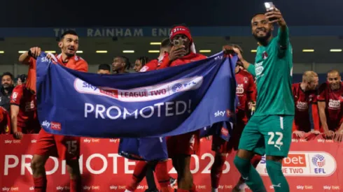 Lawrence Vigouroux recibió el merecido Guante de Oro por una campaña histórica en Inglaterra.