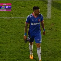 Polémica: pillan a Zaldivia escondiendo una rueda de un coche