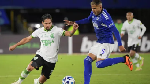 Martín Benítez es el "10" de América MG y en el duelo ante Corinthians tuvo un ingreso estelar.