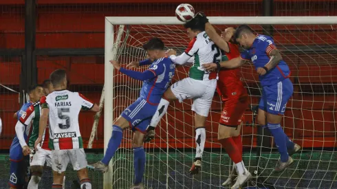 Palestino se quedó con una victoria prácticamente sobre la hora.