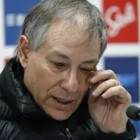 Holan se despide entre lágrimas de la UC: \'Quiero mucho al club\'