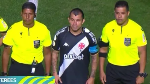 Gary Medel suma sus primeros minutos y lo hace como capitán de Vasco da Gama.