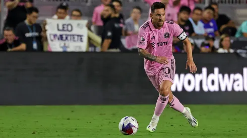 La Pulga debutó con un golazo de tiro libre que le entregó la victoria a las Garzas en el último suspiro.