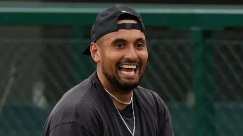 Nick Kyrgios analiza opciones para retirarse del tenis.