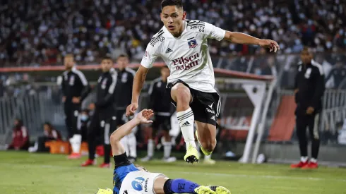 Joan Cruz confirmó su regreso al fútbol chileno.