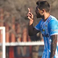 Larrivey se abre a festejarle un gol a la U